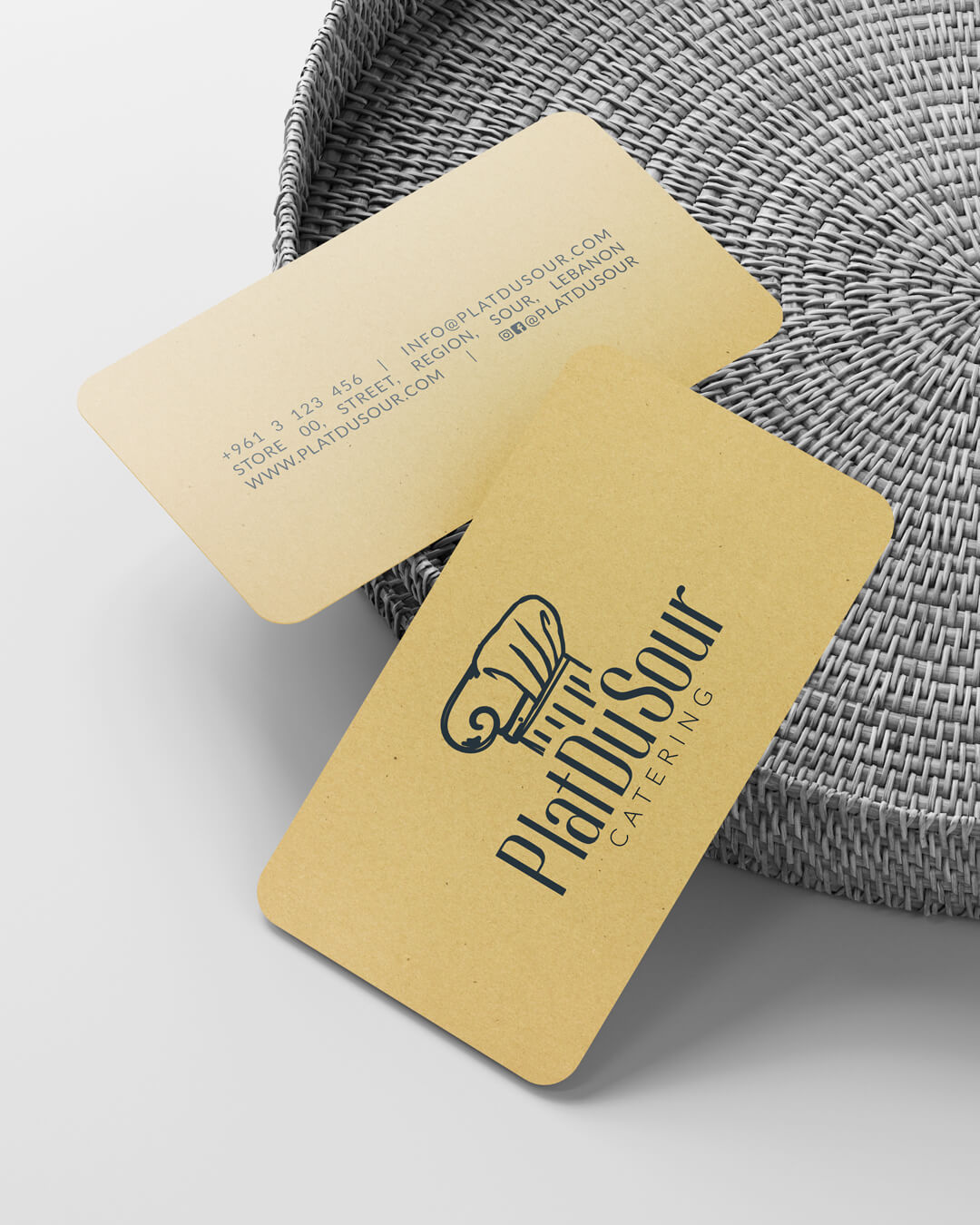 CHAMELEON 1800x1200 PLAT DU SOUR BUSINESS CARD